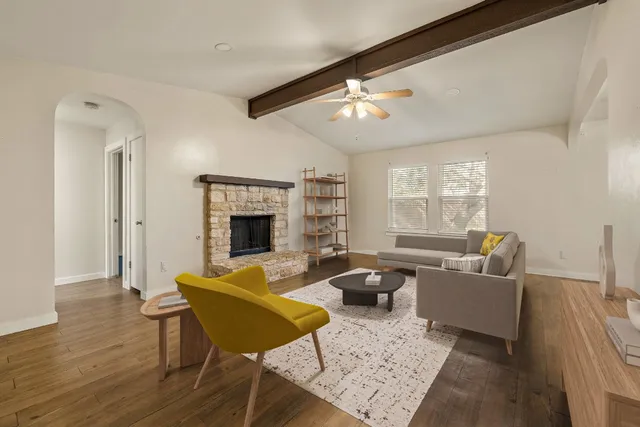 $339,900 | 7514 Uray Drive, Austin, TX 78724