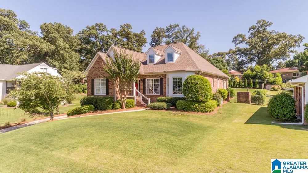 3133 Dolly Ridge Drive Birmingham, AL 35243 - Photo 2 of 50