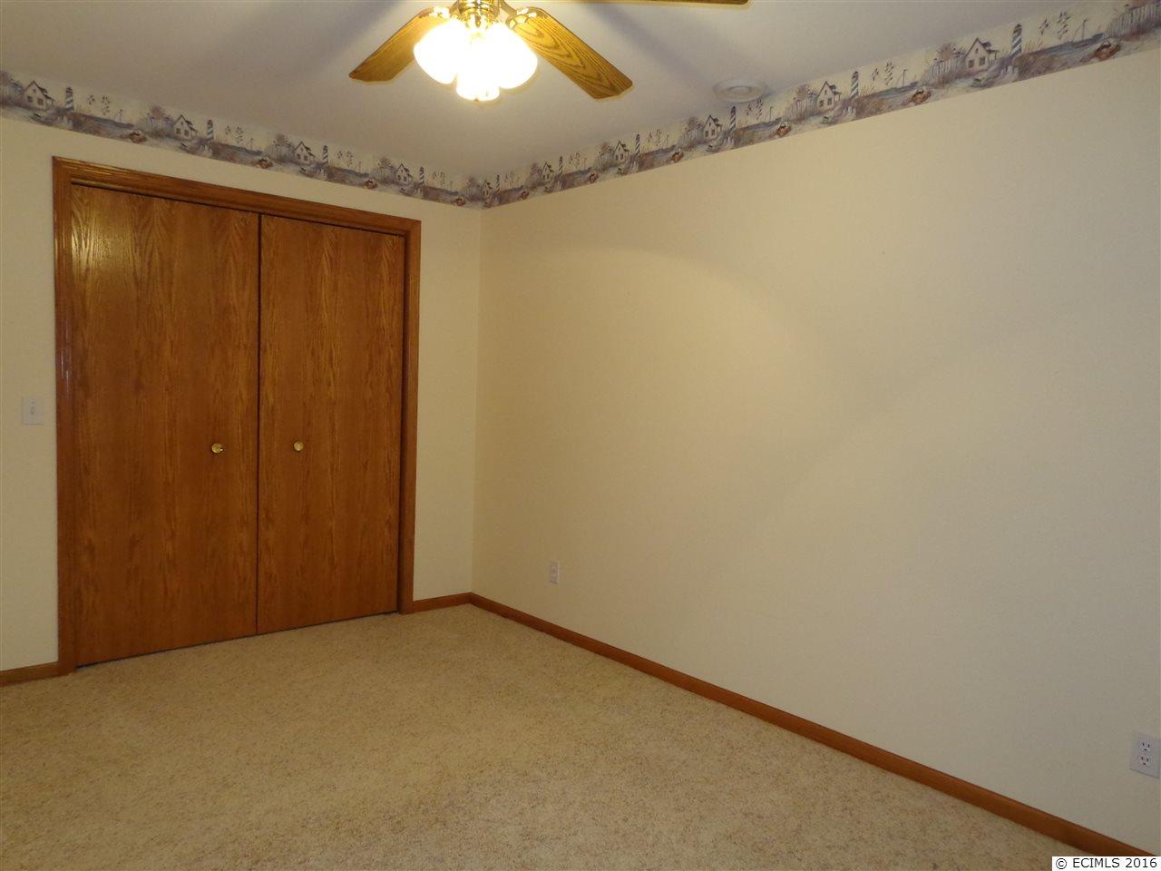 5145 Valley Forge Road Dubuque, IA 52002 - Photo 24 of 25 Gallery Image 24