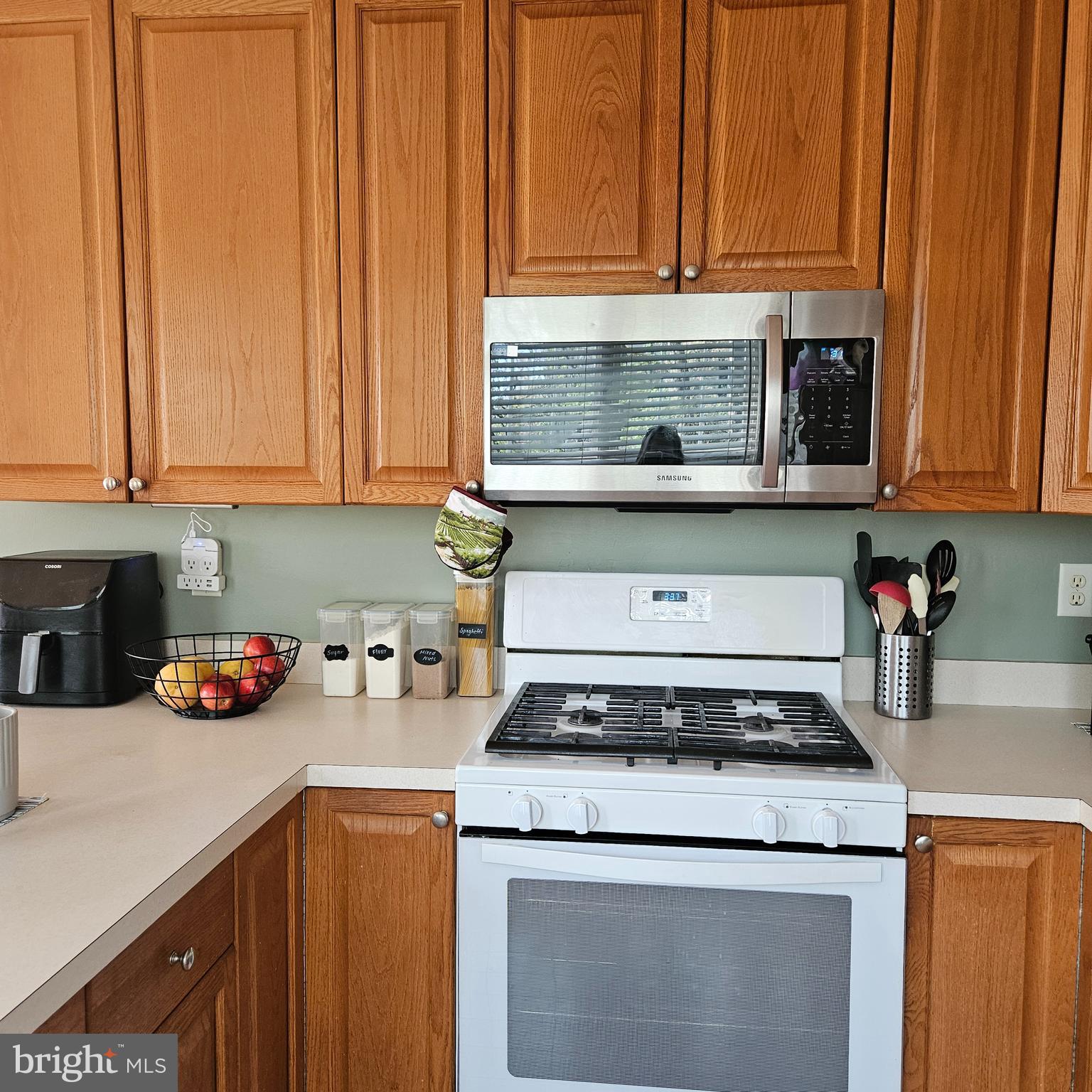 74 Kyle Way Trenton, NJ 08628 - Photo 15 of 31