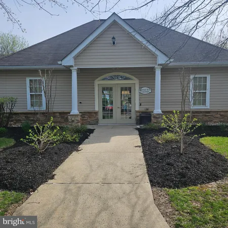 $2,400 | 74 Kyle Way, Trenton, NJ 08628