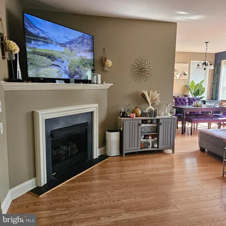 $2,400 | 74 Kyle Way, Trenton, NJ 08628