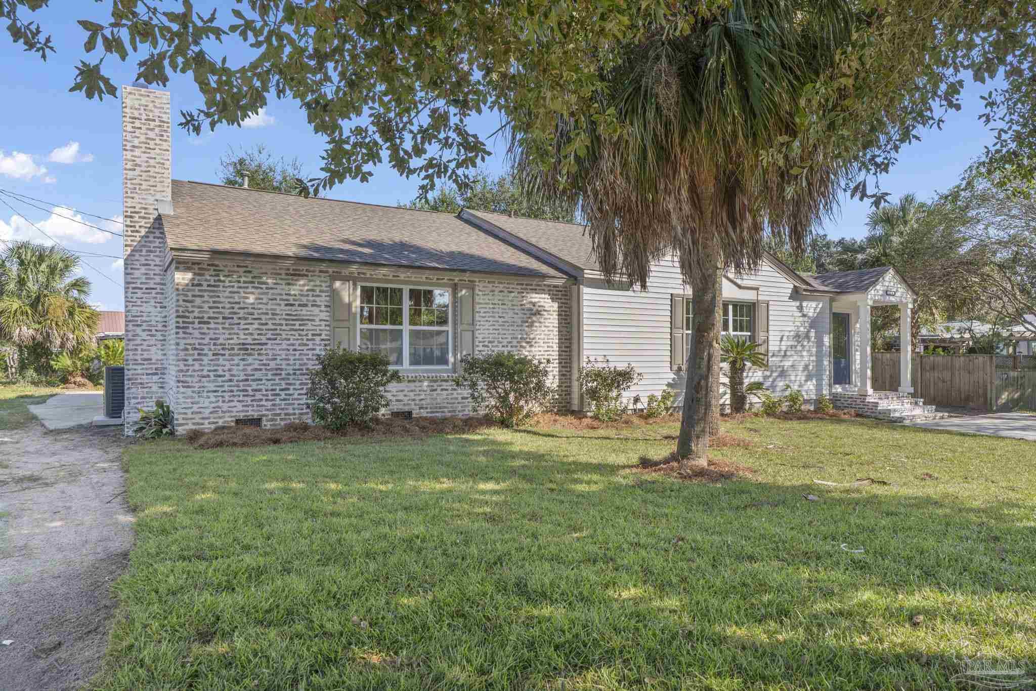 214 Southeast Kalash Road Pensacola, FL 32507 - Photo 5 of 51