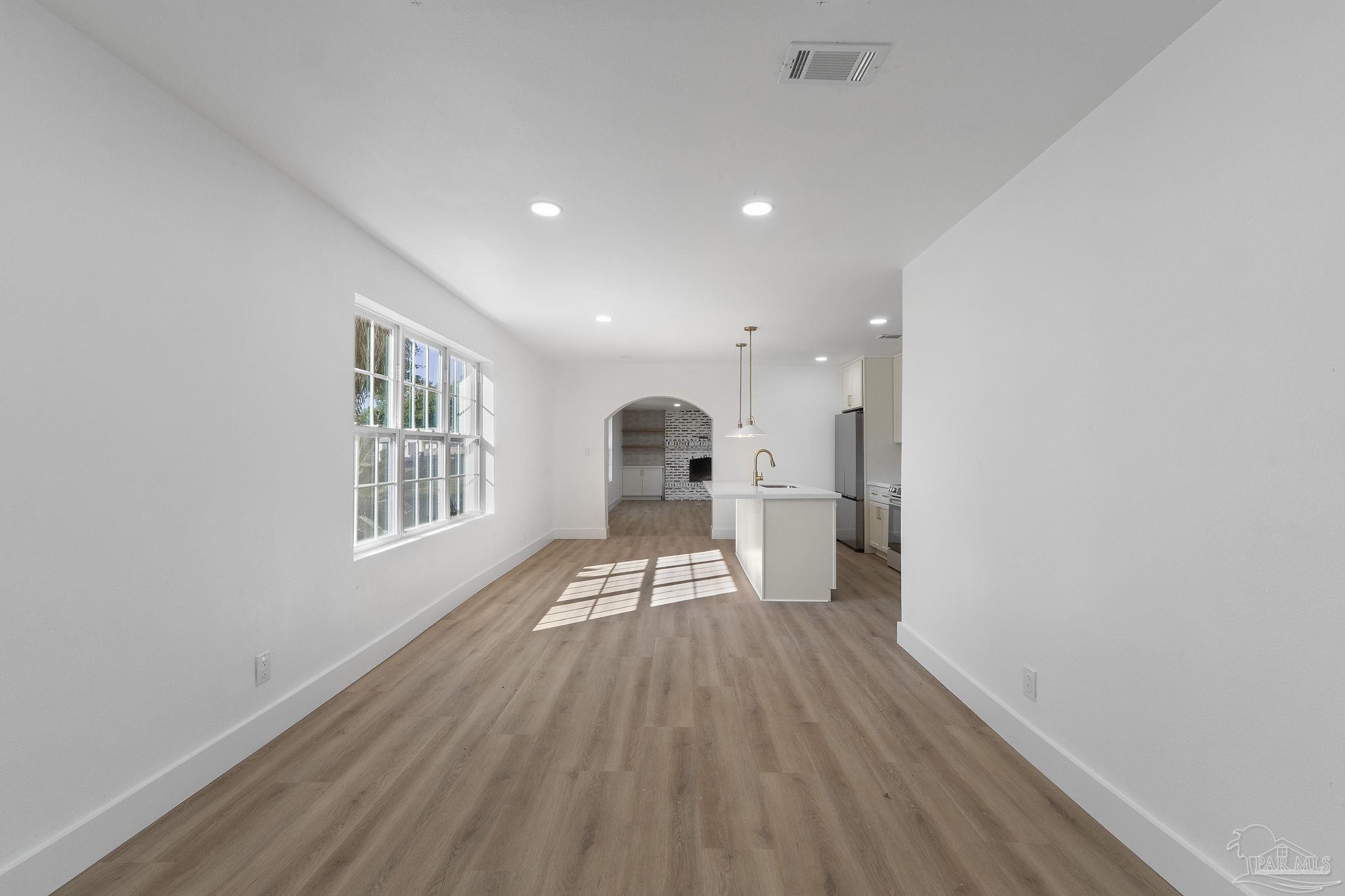 214 Southeast Kalash Road Pensacola, FL 32507 - Photo 9 of 51