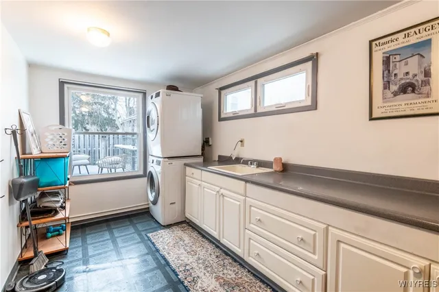 $399,900 | 403 Morgan Drive, Lewiston, NY 14092