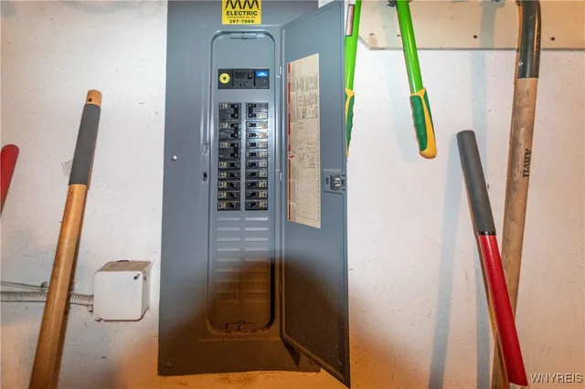 $399,900 | 403 Morgan Drive, Lewiston, NY 14092