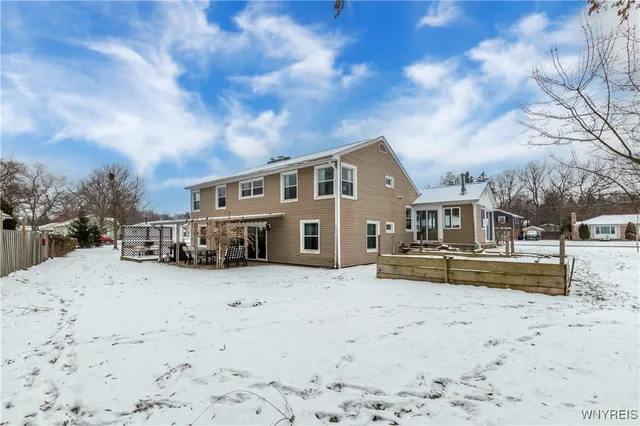 $399,900 | 403 Morgan Drive, Lewiston, NY 14092