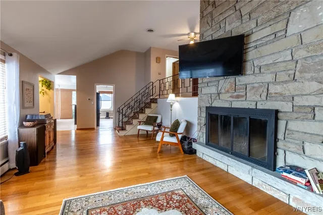 $399,900 | 403 Morgan Drive, Lewiston, NY 14092