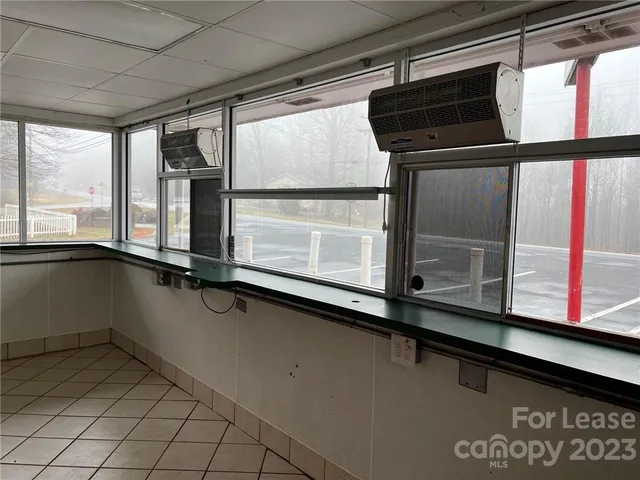 $1,500 | 286 Chimney Rock Road, Rutherfordton, NC 28139