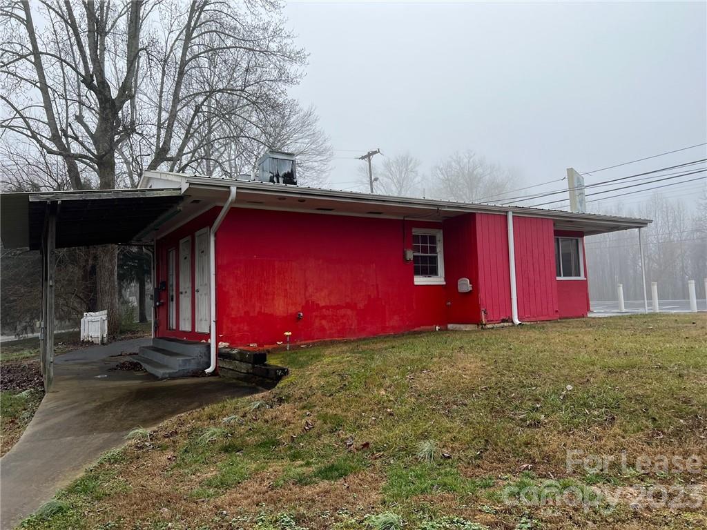 286 Chimney Rock Road Rutherfordton, NC 28139 - Photo 6 of 31