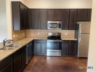 1509 Lucille Street Seguin, TX 78155 - Photo 9 of 18