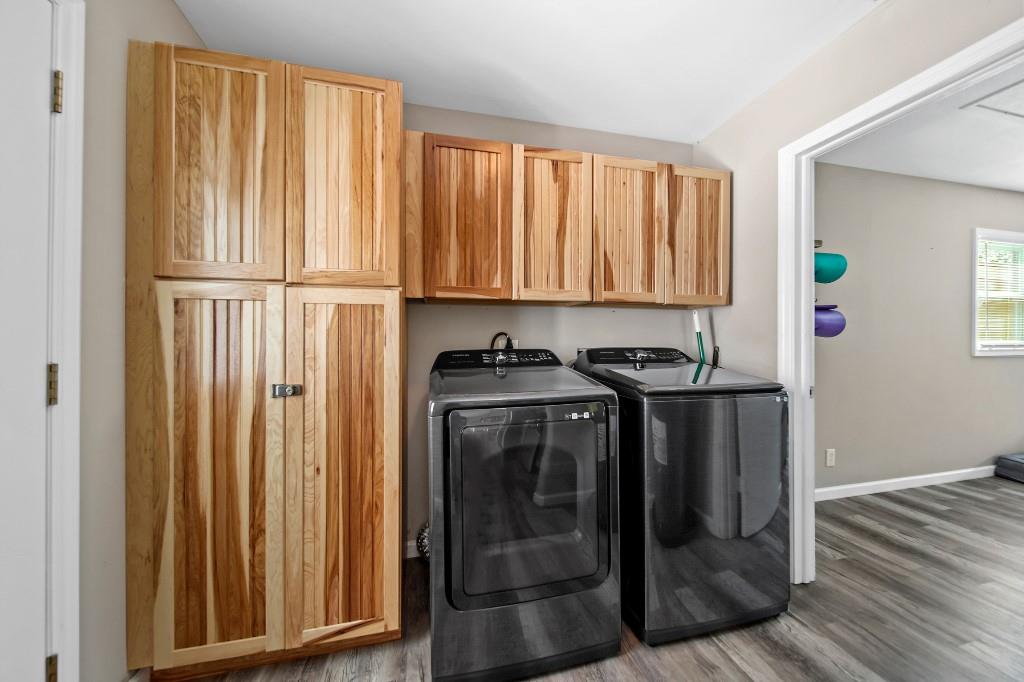 6275 Southeast Thomas Drive Stuart, FL 34997 - Photo 11 of 27 a view of walk in closet