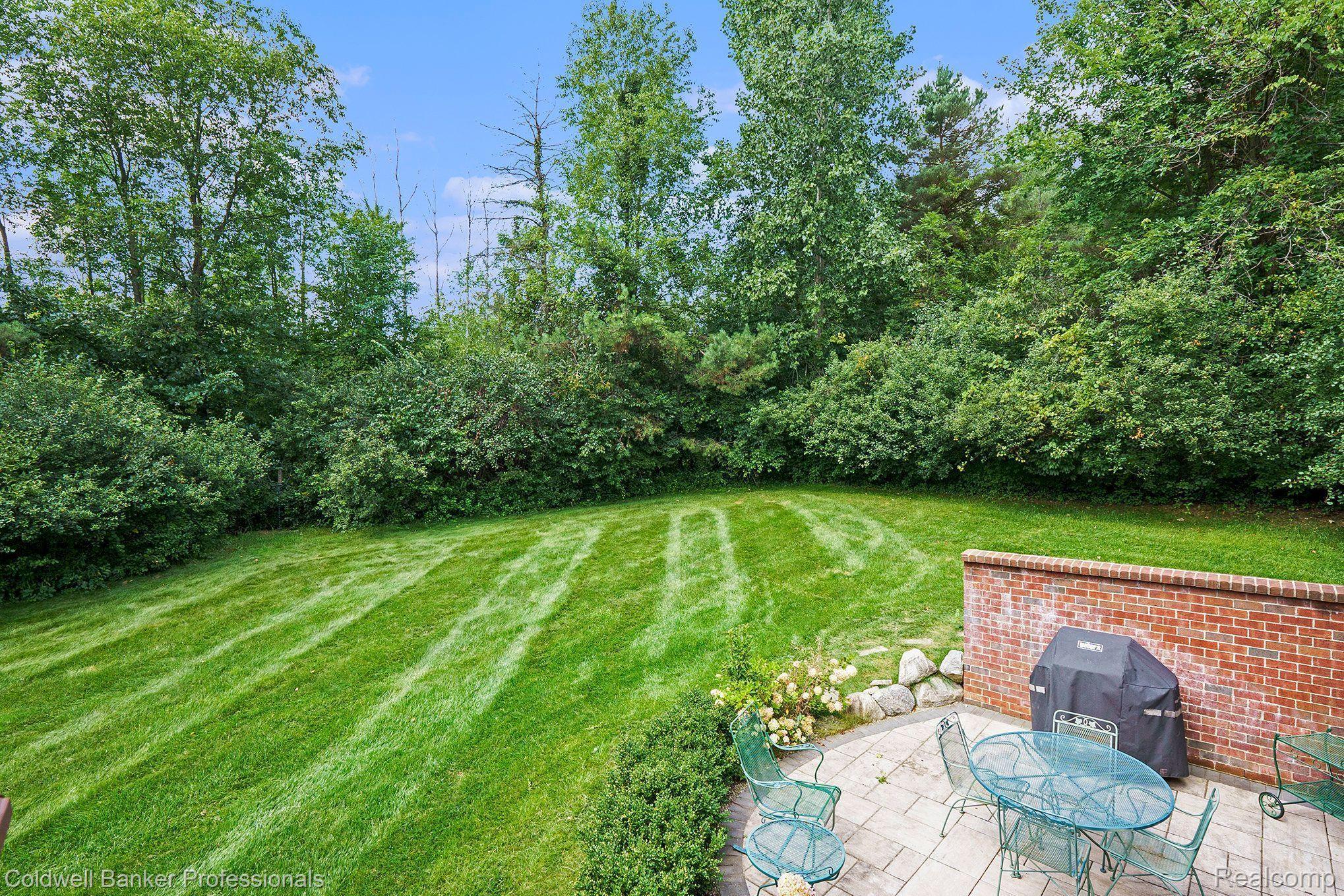 4707 Oakhurst Ridge Road Clarkston, MI 48348 - Photo 6 of 33 Gallery Image 6