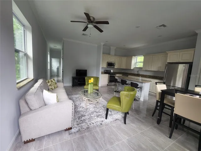 $2,000 | 461 Harrell Drive, Orlando, FL 32828