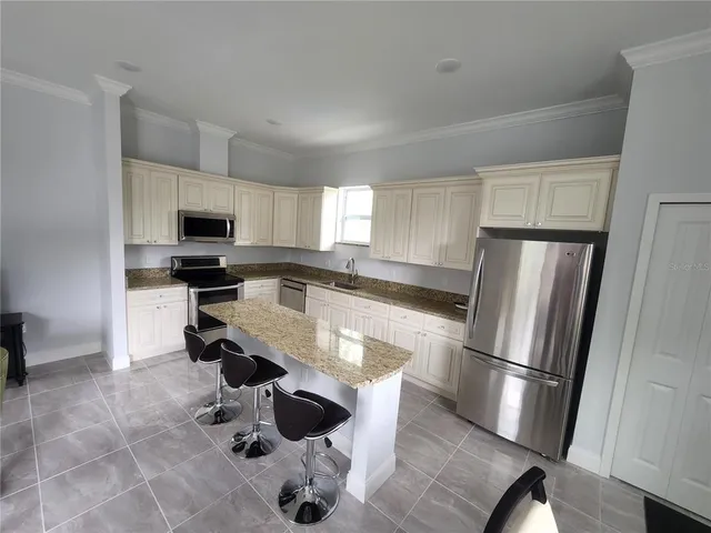 $2,000 | 461 Harrell Drive, Orlando, FL 32828