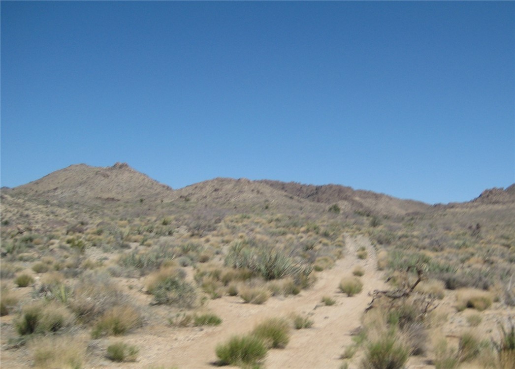 0 Red Wing Canyon Road Kingman, AZ 86409 - Photo 7 of 18 View