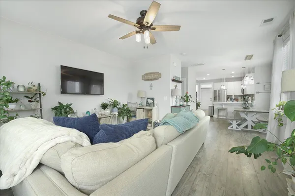 $2,800 | 3995 Four Poles Park Drive, North Charleston, SC 29405