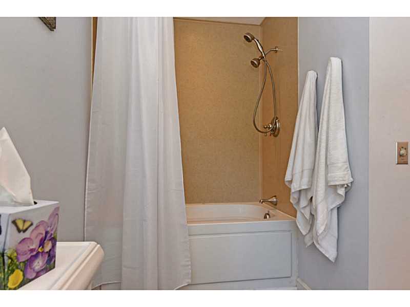40 Shannon Road Exeter, RI 02822 - Photo 16 of 25 Master Bath/Spa.