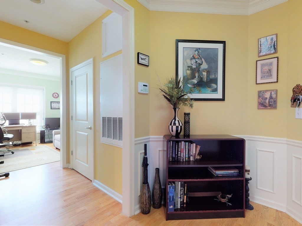 132 Clocktower Drive, Unit 113 Waltham, MA 02452 - Photo 5 of 42