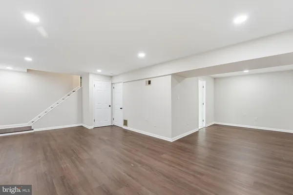 $699,000 | 735 Palmer Drive, Herndon, VA 20170