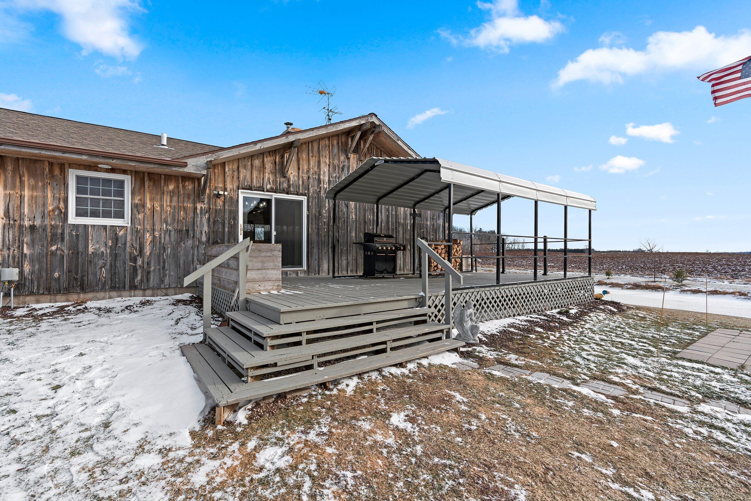 N6580 County Rd O J Plymouth, WI 53073 - Photo 31 of 39 Deck