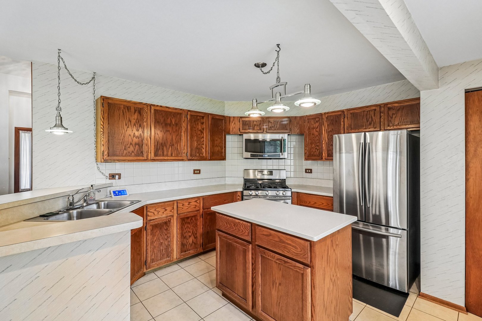 1079 Braeburn Road Mundelein, IL 60060 - Photo 15 of 52
