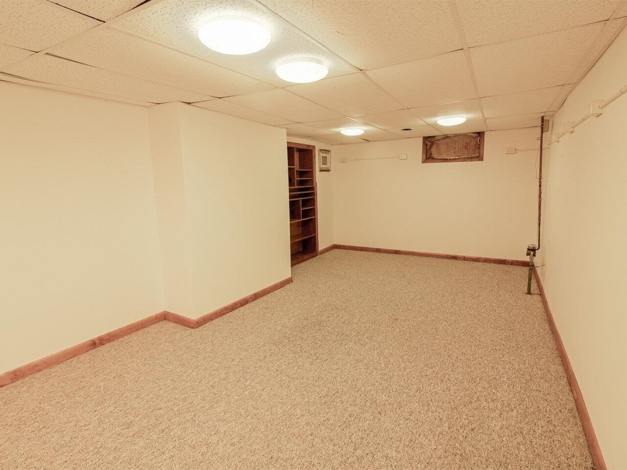 48 Woodlawn Road Burlington, VT 05408 - Photo 12 of 31 Gallery Image 12