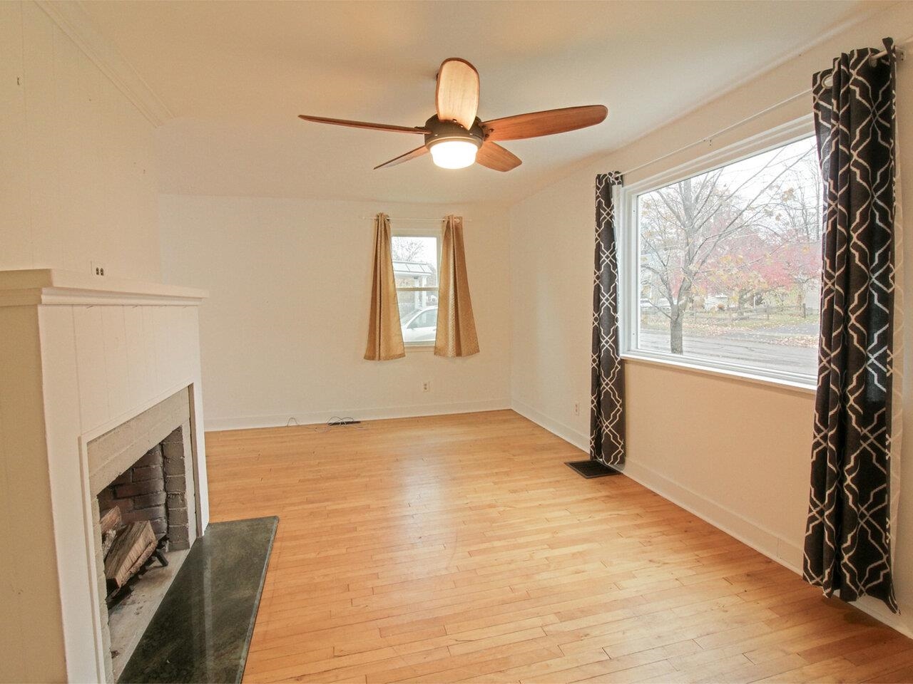 48 Woodlawn Road Burlington, VT 05408 - Photo 3 of 31 Gallery Image 3