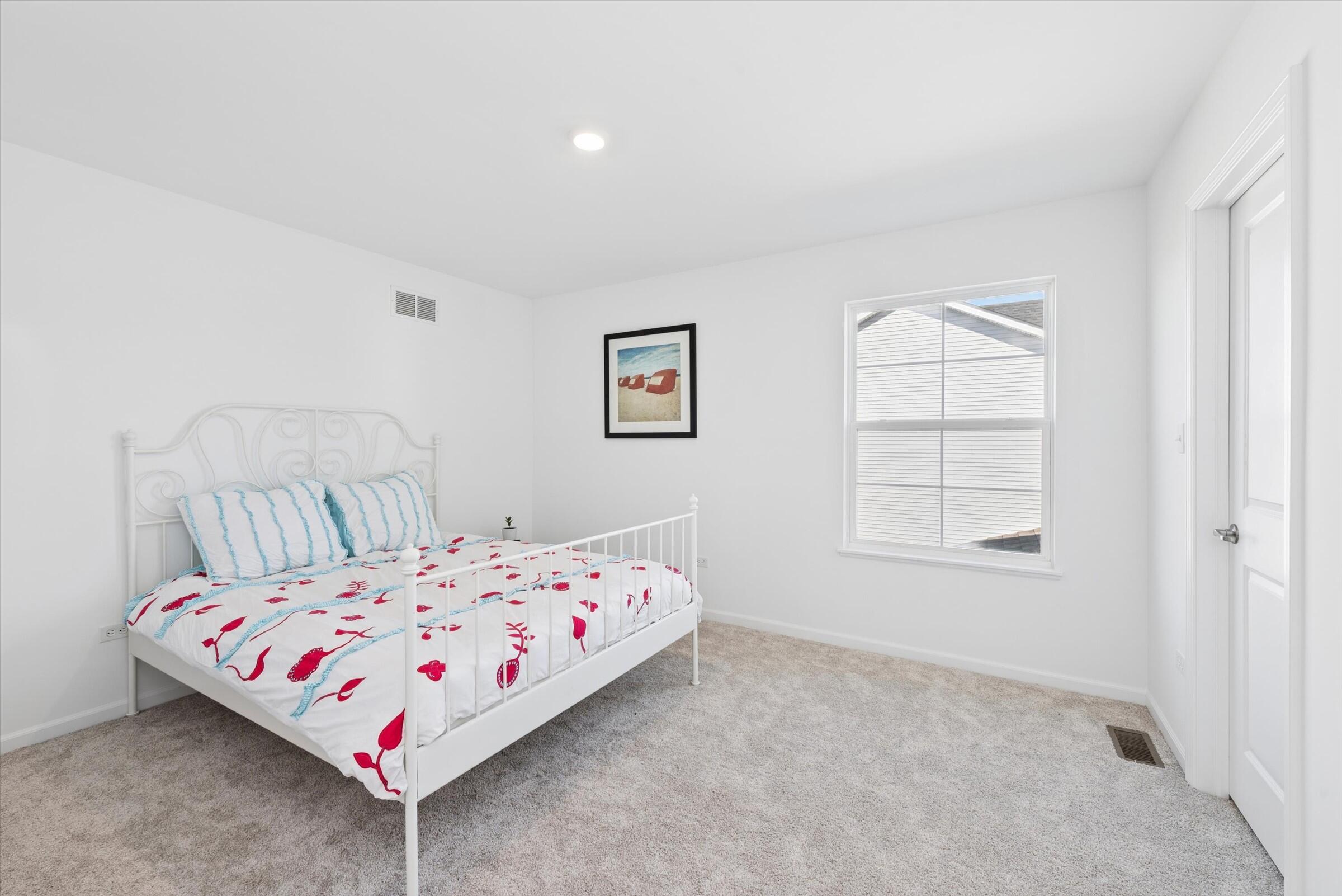 11474 Iris Place Winfield, IN 46307 - Photo 12 of 22 2400x1602