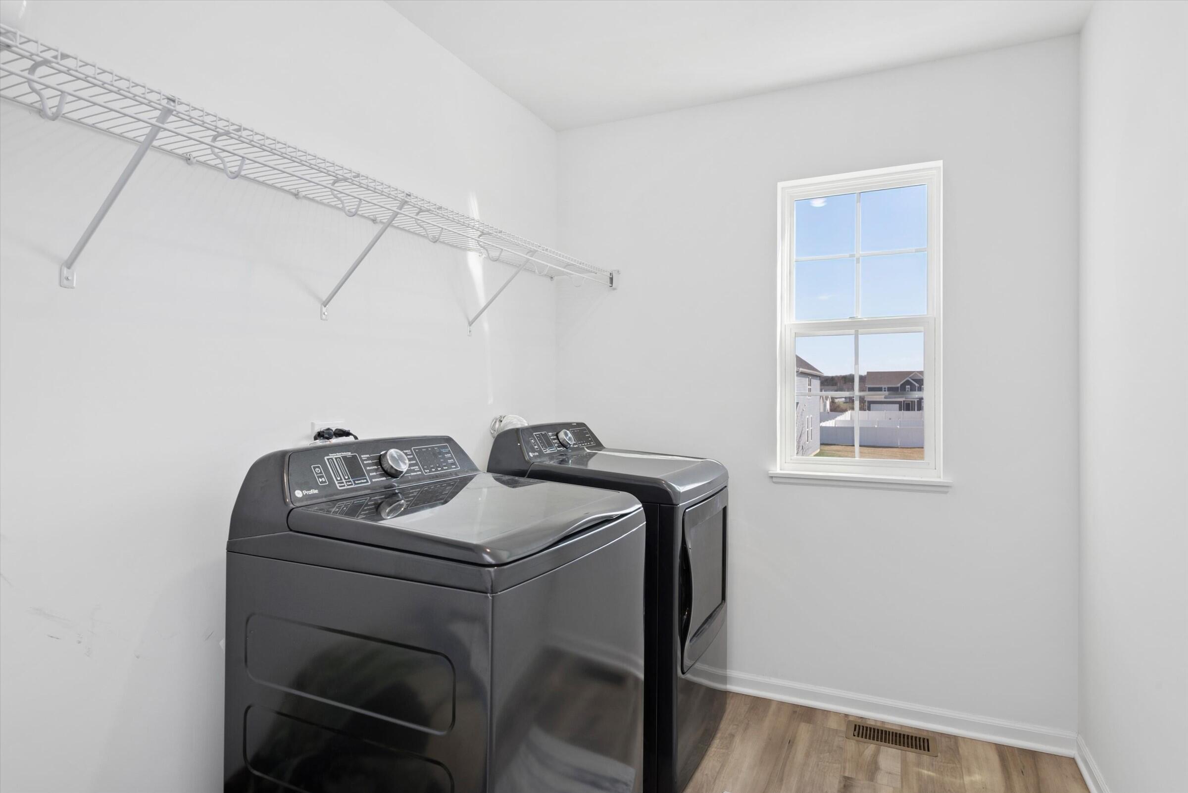 11474 Iris Place Winfield, IN 46307 - Photo 14 of 22 2400x1602