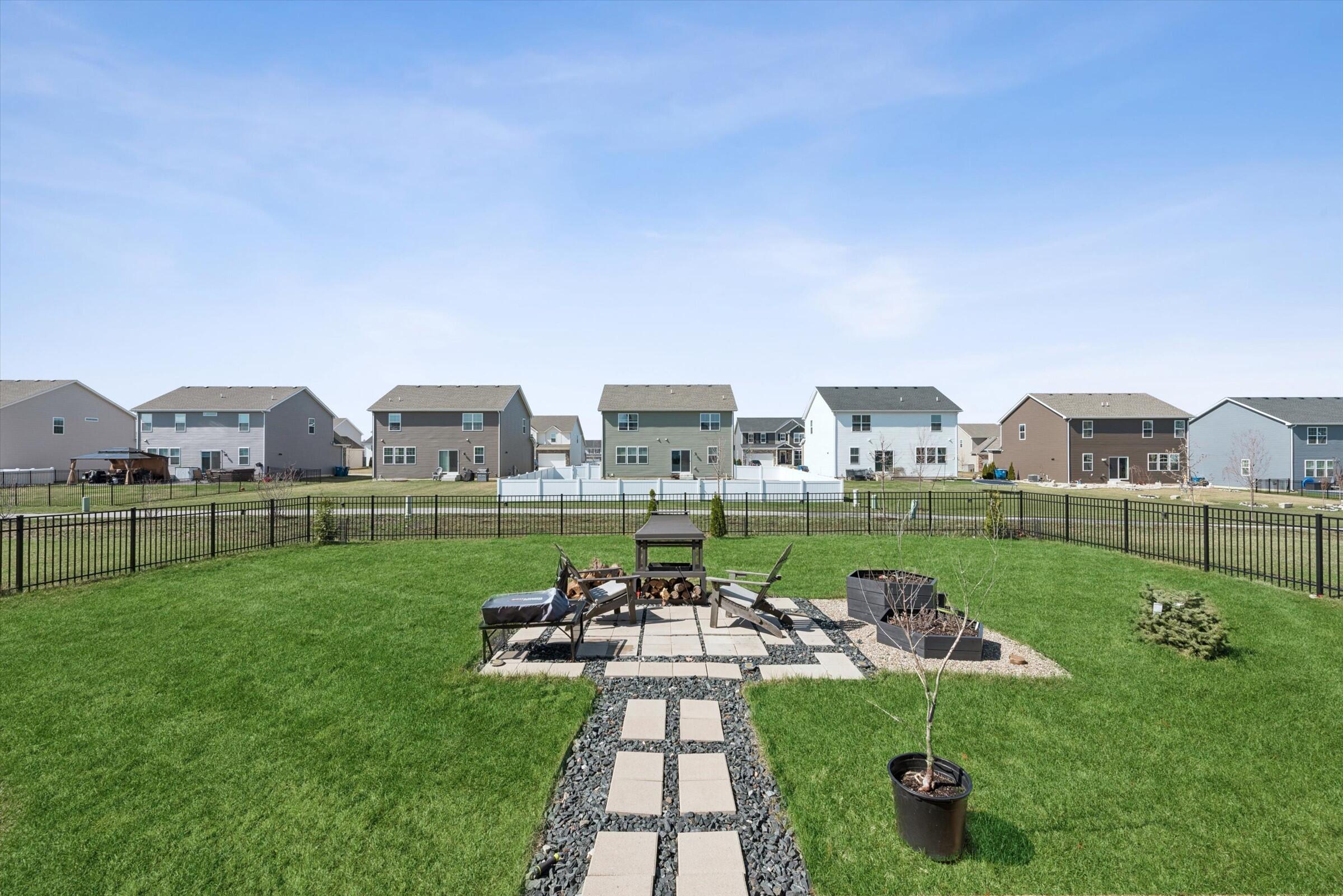 11474 Iris Place Winfield, IN 46307 - Photo 20 of 22 2400x1602