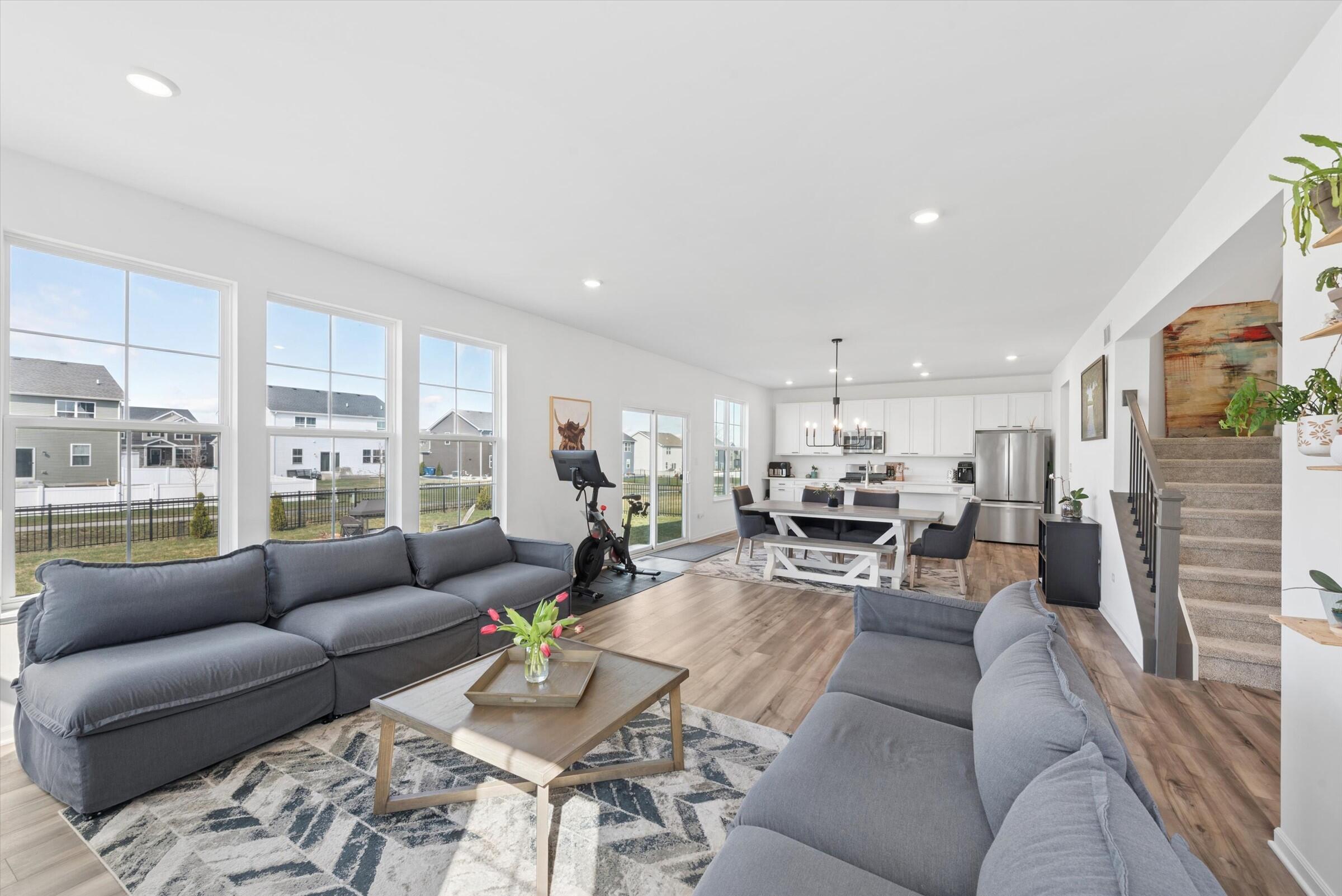 11474 Iris Place Winfield, IN 46307 - Photo 5 of 22 2400x1602