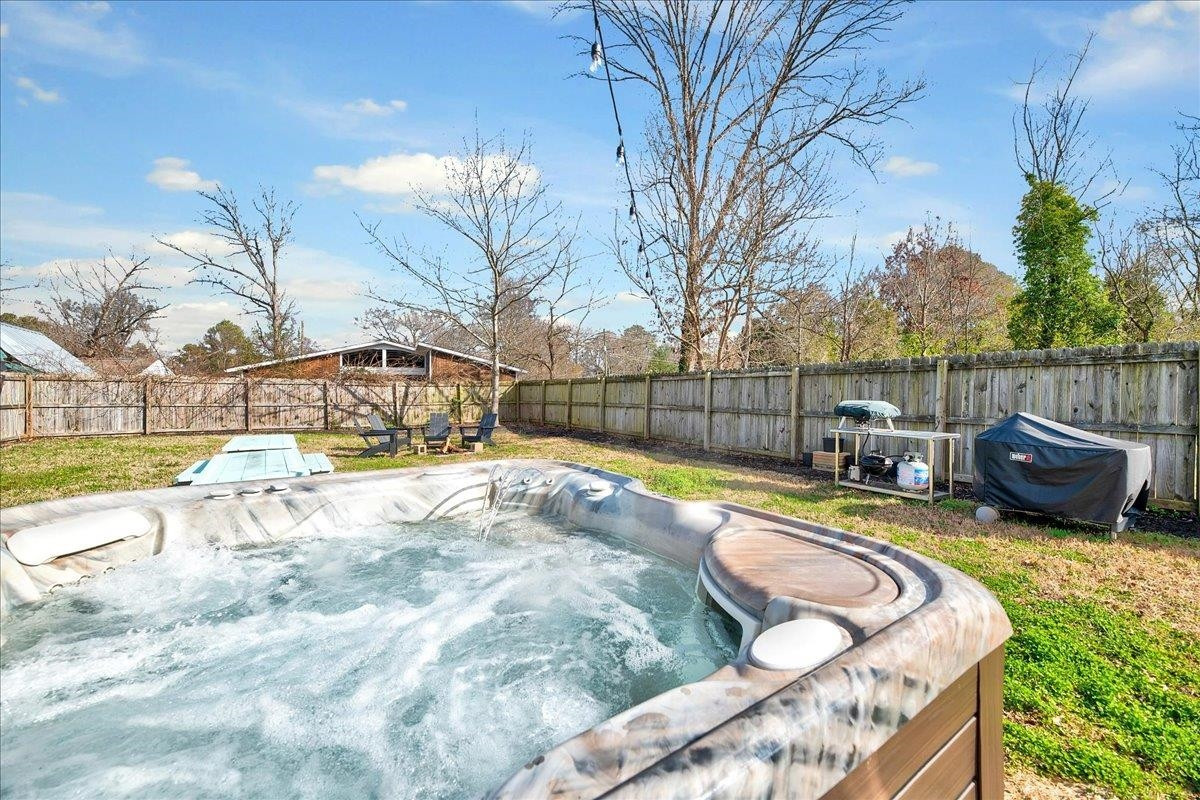 800 Hartford Road Raleigh, NC 27610 - Photo 21 of 28 Hot Tub