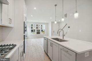 22102 Midmoore Drive Ashburn, VA 20148 - Photo 5 of 25