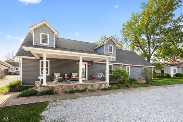 $425,000 | 115 North Front Street, Thorntown, IN 46071
