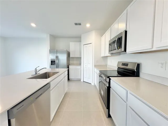 $2,000 | 3555 Kimbrough Drive, Lake Wales, FL 33853