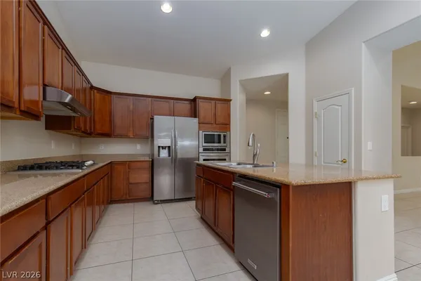 $2,500 | 8233 Preppy Fox Avenue, Las Vegas, NV 89131