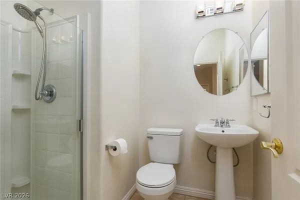 $2,500 | 8233 Preppy Fox Avenue, Las Vegas, NV 89131