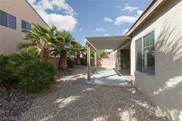 $2,500 | 8233 Preppy Fox Avenue, Las Vegas, NV 89131