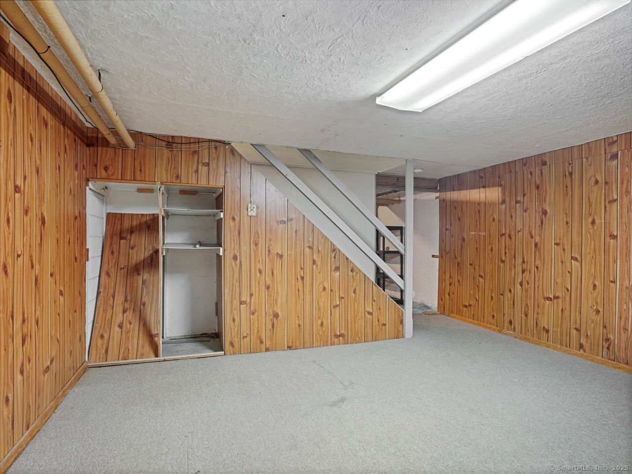 85 Abner Court, Unit 85 Bridgeport, CT 06606 - Photo 31 of 31 a view of an empty room