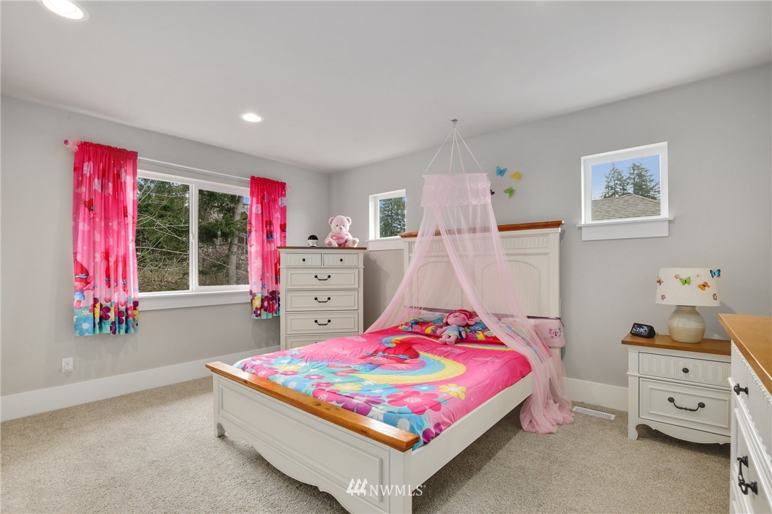 6618 Southeast 6th Street Renton, WA 98059 - Photo 27 of 40