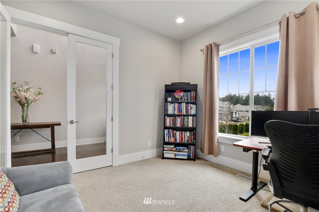 6618 Southeast 6th Street Renton, WA 98059 - Photo 4 of 40