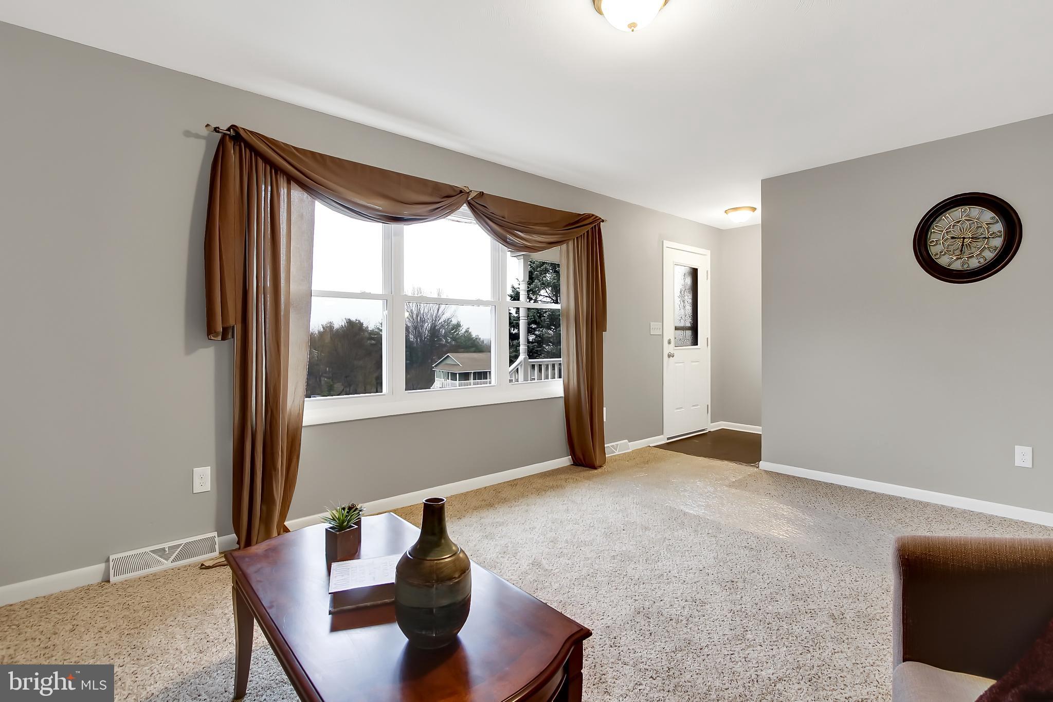 33 Valley View Road Hanover, PA 17331 - Photo 3 of 31 Gallery Image 3