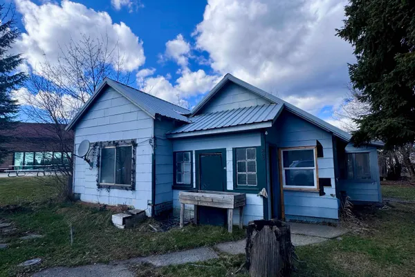 $99,999 | 206 Blackwell Street, Ione, WA 99139