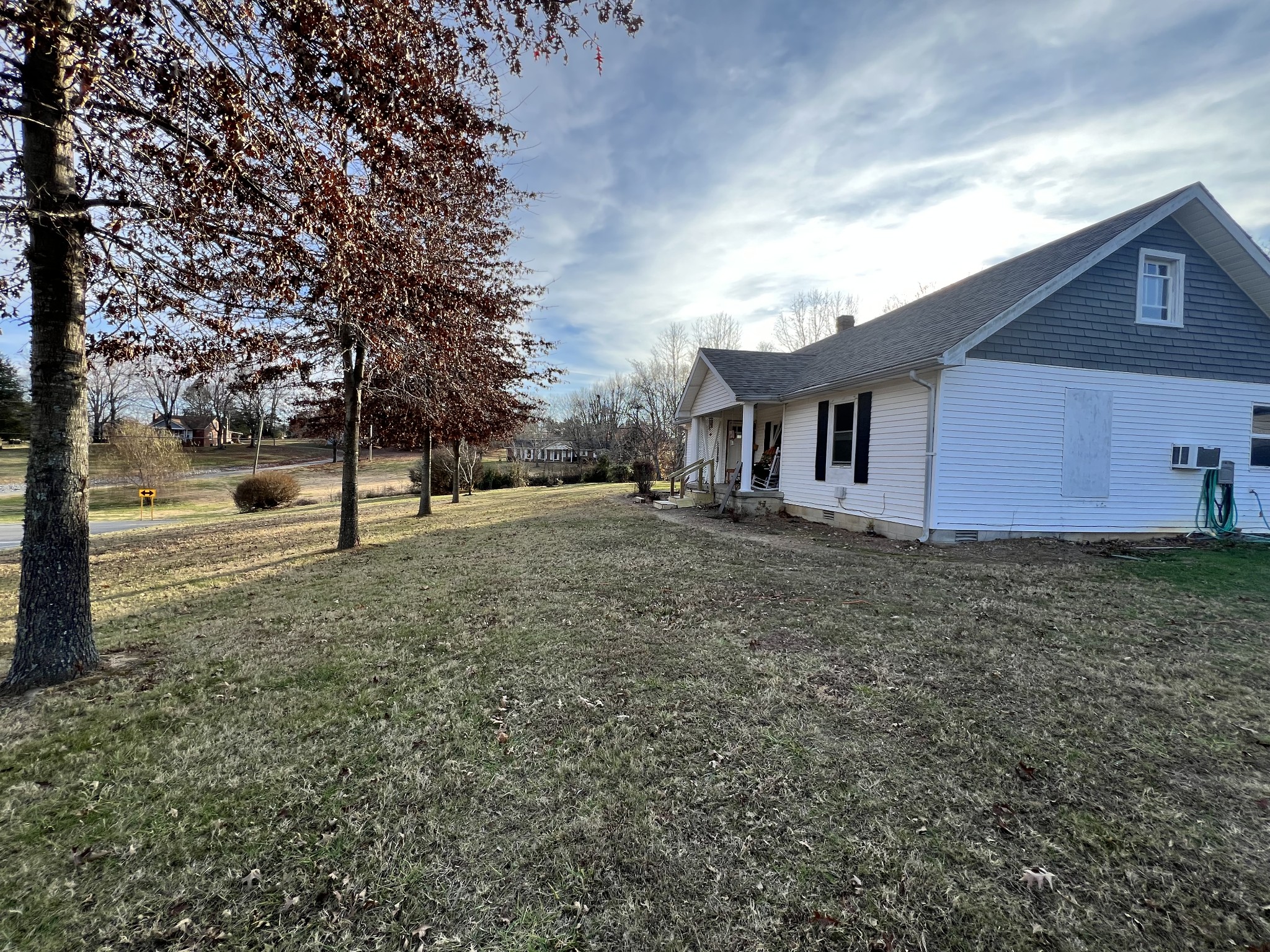 4610 Budds Creek Road Cunningham, TN 37052 - Photo 5 of 29 Gallery Image 5