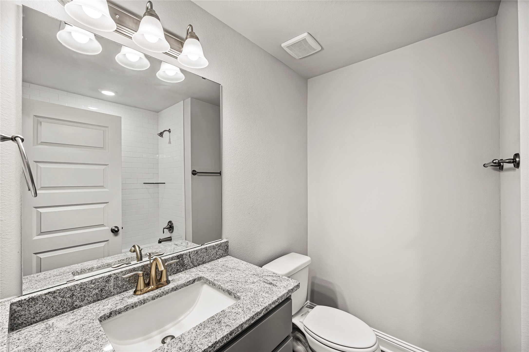 12825 Lime Stone Lane Conroe, TX 77303 - Photo 10 of 12 Full bath