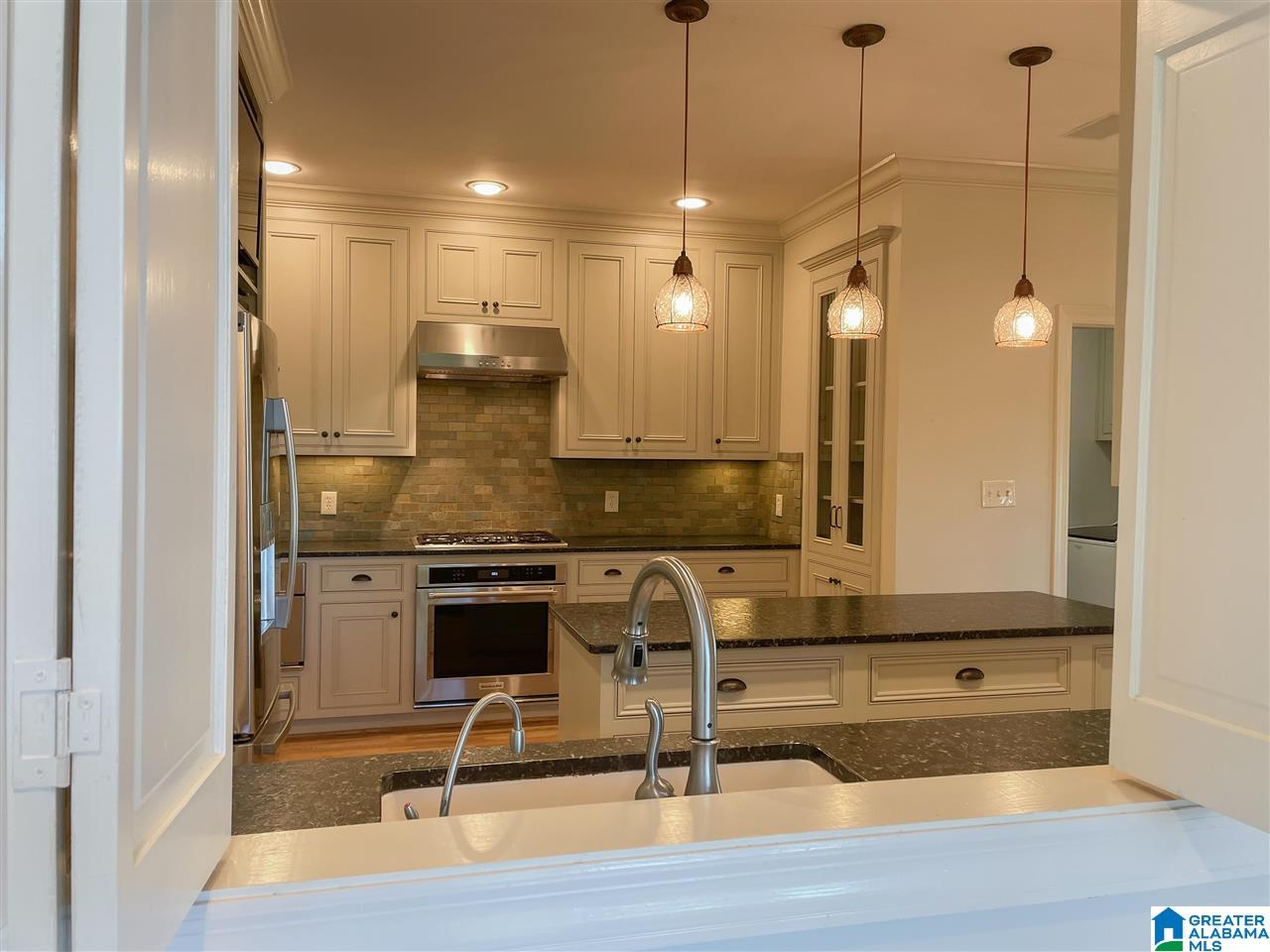 4944 Altamont Road South Birmingham, AL 35222 - Photo 11 of 34