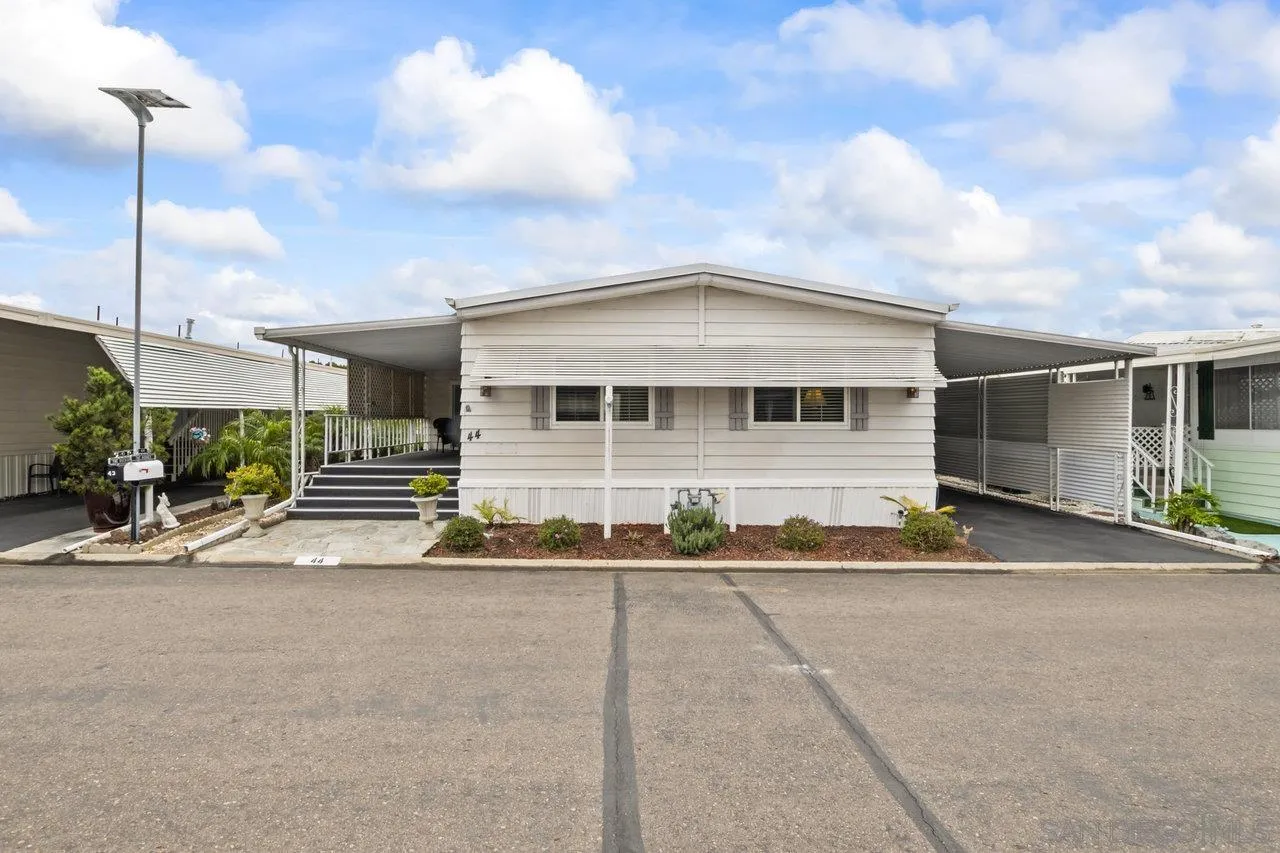 7467 Mission Gorge Road, Unit 44 Santee, CA 92071 - Photo 1 of 31 Gallery Image 1