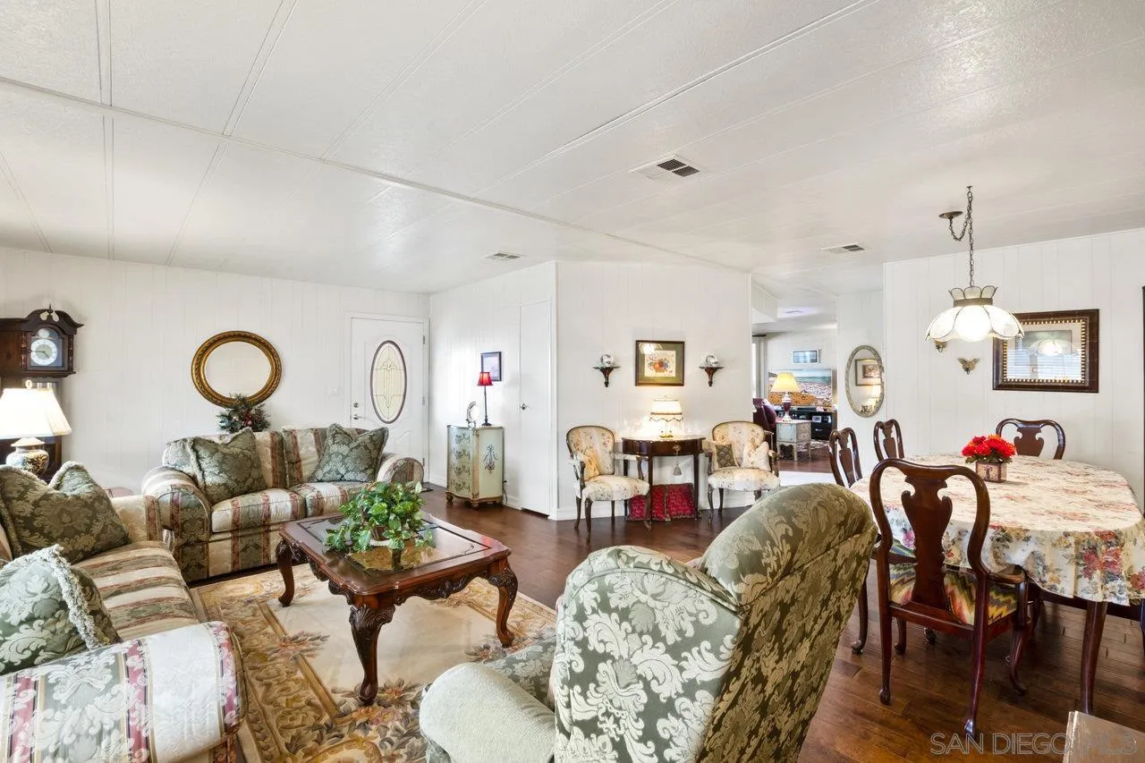 7467 Mission Gorge Road, Unit 44 Santee, CA 92071 - Photo 8 of 31 Gallery Image 8