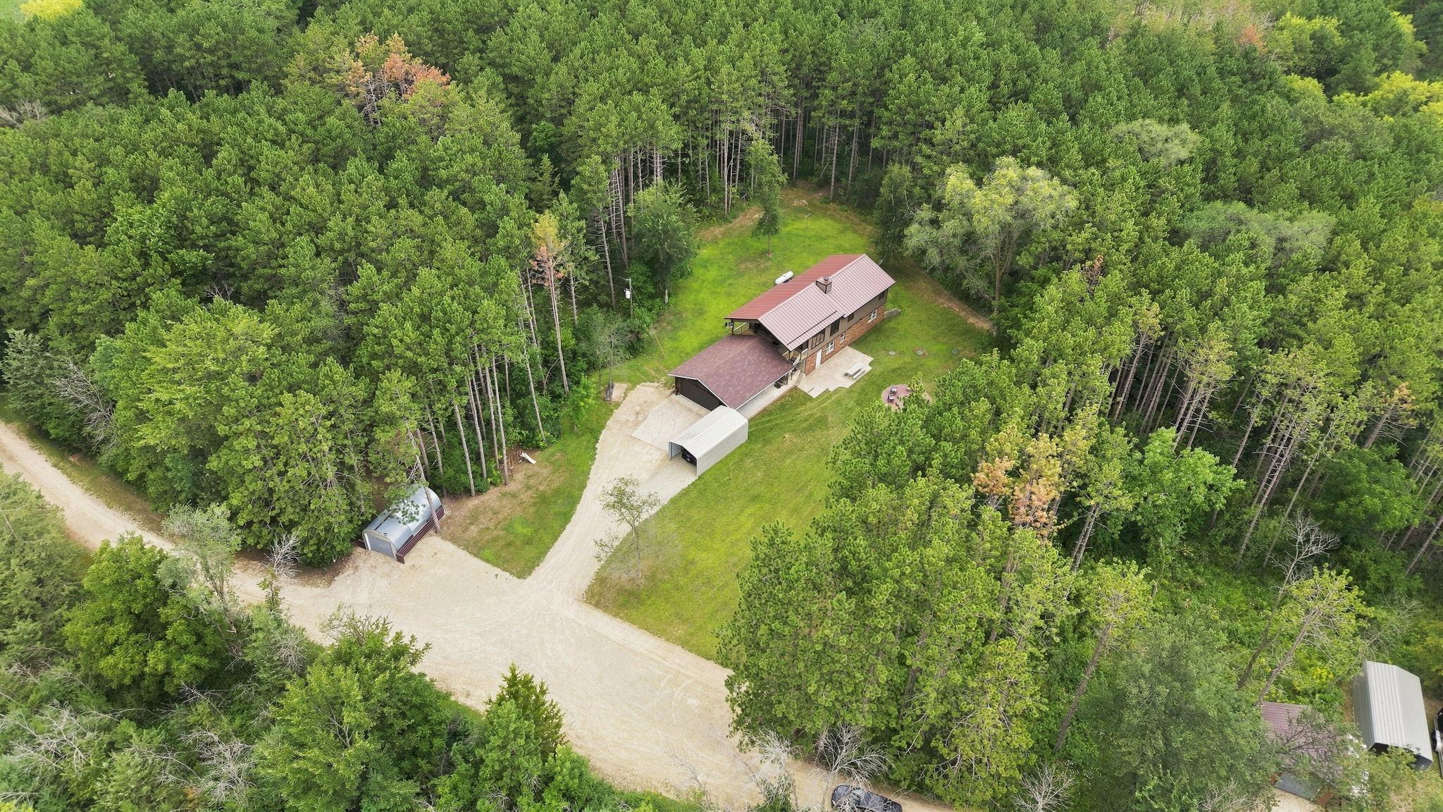 1131 Broken Arrow Road Hudson, WI 54016 - Photo 27 of 33 Gallery Image 27